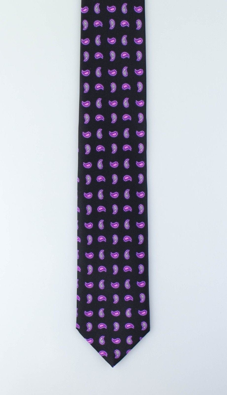 Black With Purple Paisley Pattern 100% Silk Neck Tie