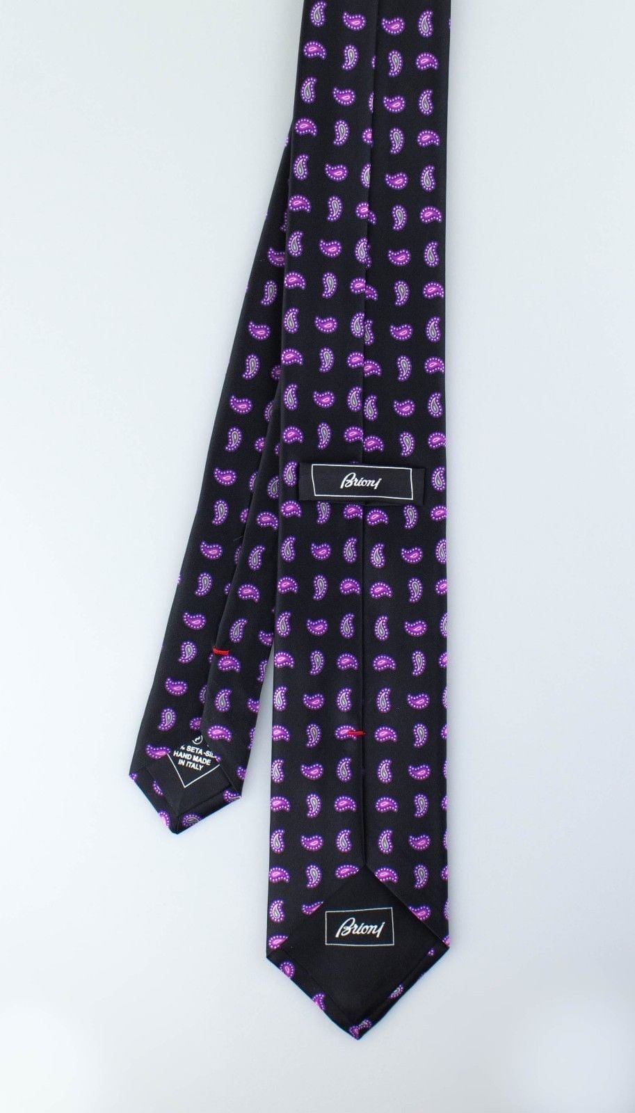 Black With Purple Paisley Pattern 100% Silk Neck Tie
