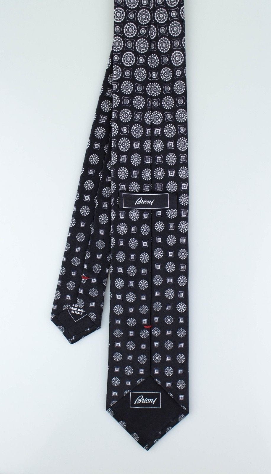 Black With Floral Pattern 100% Silk Neck Tie