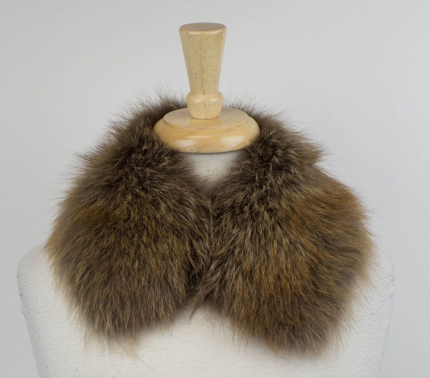 Brunello Cucinelli Women's Brown 100% Fox Fur Neck Collar  $1680