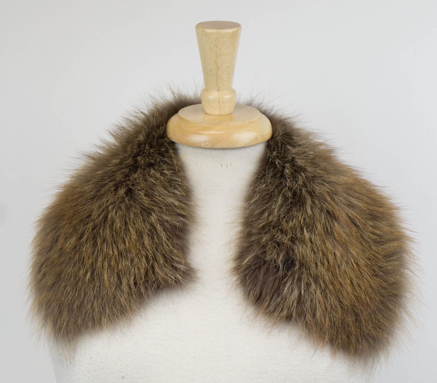 Brunello Cucinelli Women's Brown 100% Fox Fur Neck Collar  $1680