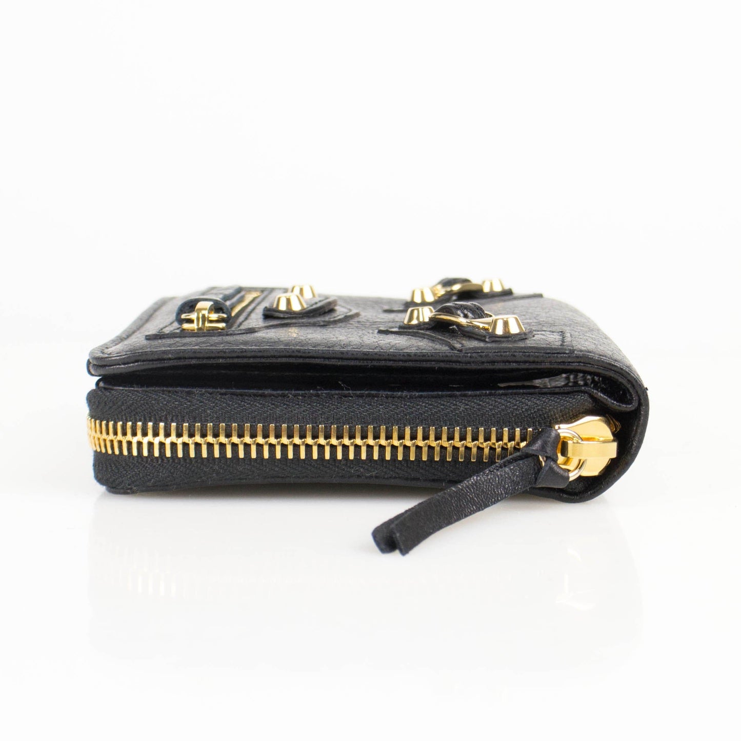 Black Leather Classic Bizar Zip Around Bi-Fold Wallet