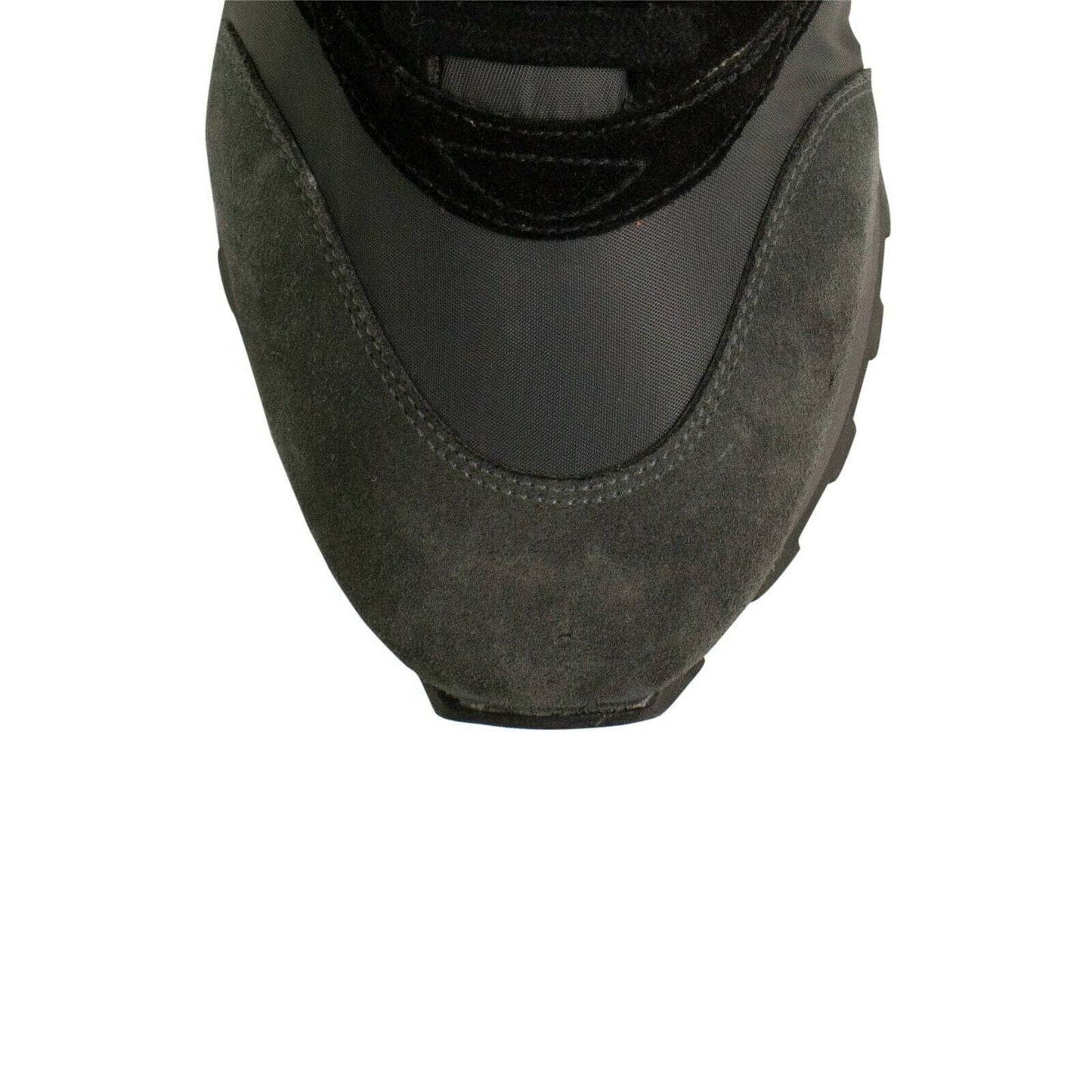 Arrow Running Sneaker - Gray