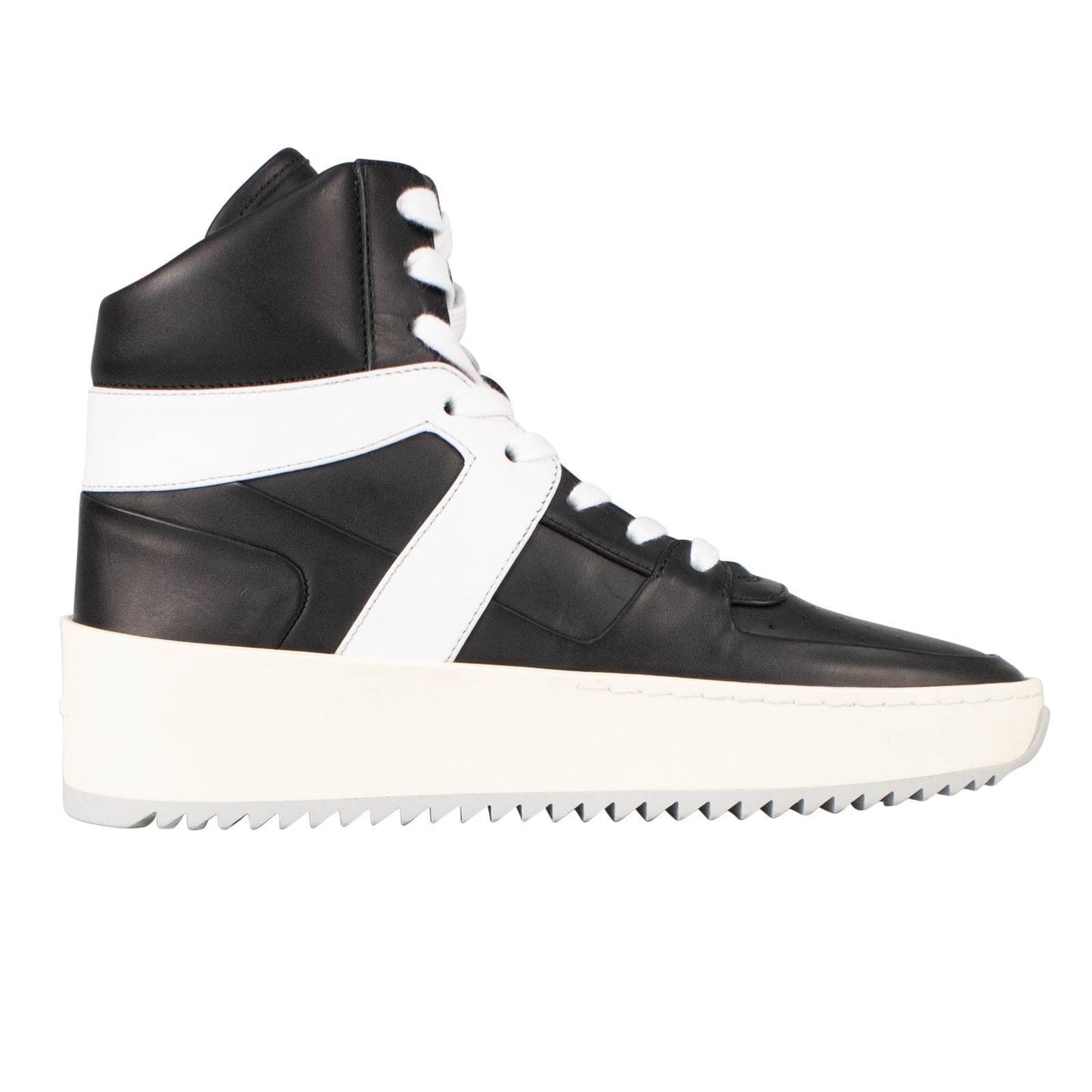 Basketball High-Top Sneakers - Black / White