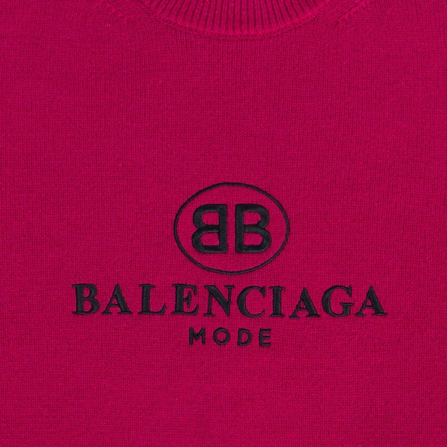 BB Mode Embroidery Sweater - Pink