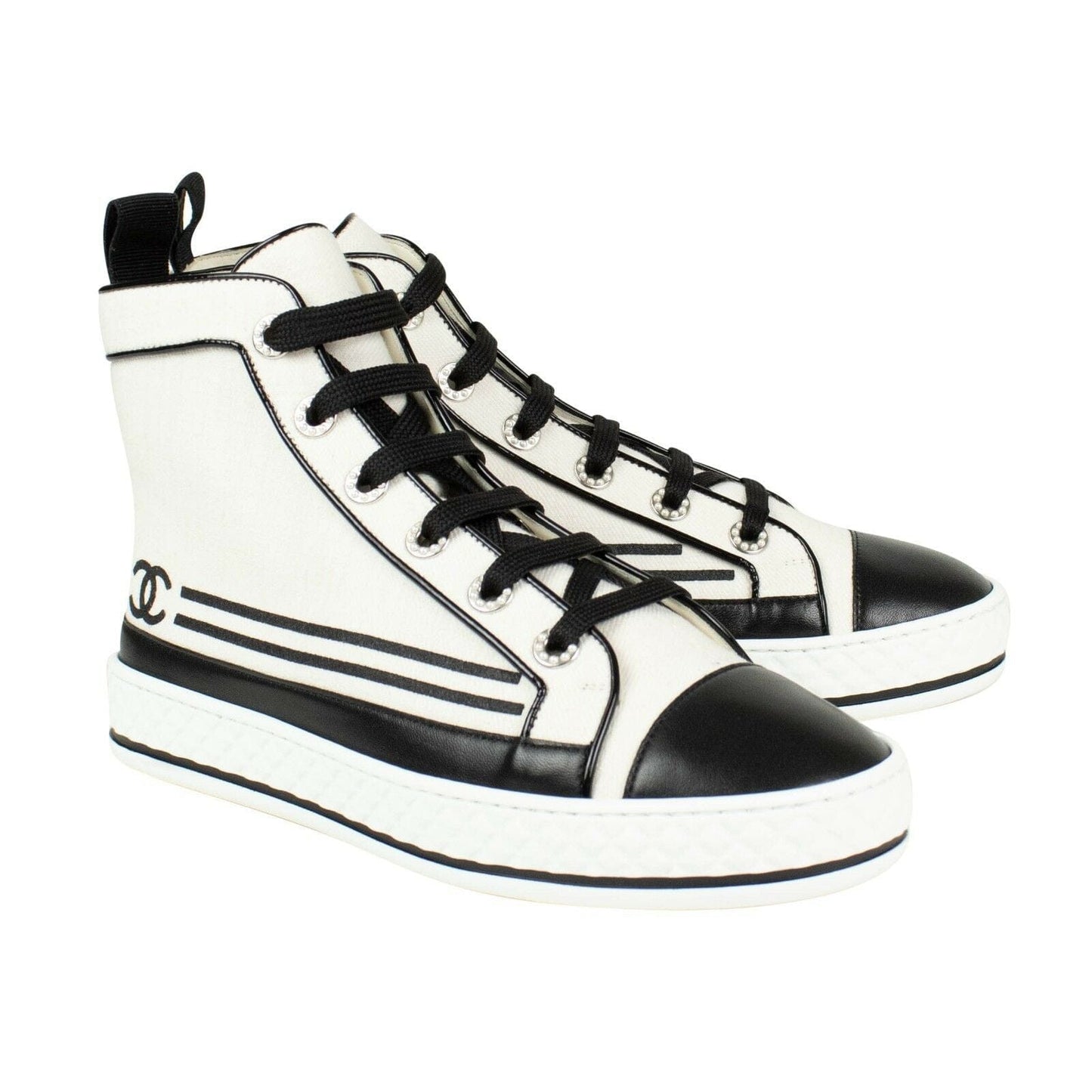 Burlap And Leather Lace Up Sneakers - White / Black