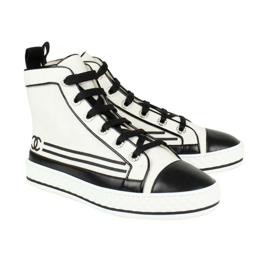 Burlap And Leather Lace Up Sneakers - White / Black